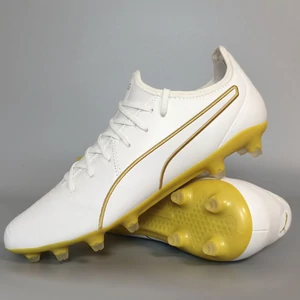 PUMA KING PRO FG stoplis focicipő 105608-09