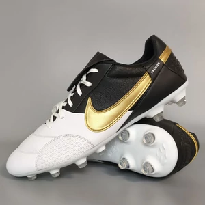NIKE PREMIER III FG