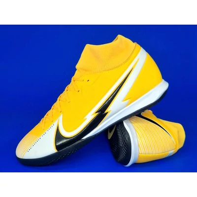 NIKE MERCURIAL SUPERFLY 7 ACADEMY IC teremcipő AT7975-801