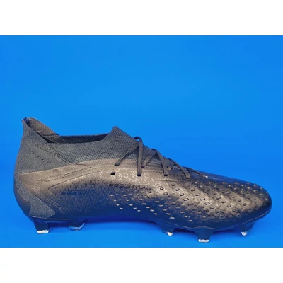 adidas Predator Accuracy.1 FG fekete focicipő GW4571 oldalnézet 1