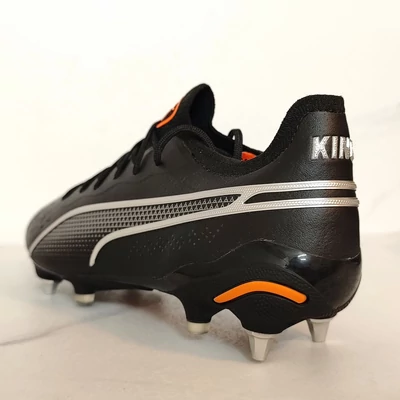Puma KING ULTIMATE Mx SG éles focicipő
