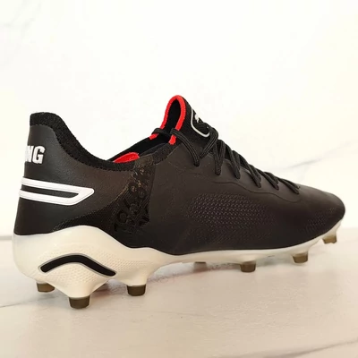PUMA KING ULTIMATE FG stoplis focicipő 