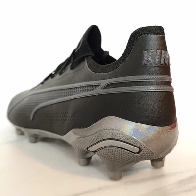 PUMA KING ULTIMATE FG stoplis focicipő 