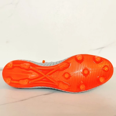 PUMA FUTURE 4.2 NETFIT FG stoplis focicipő 