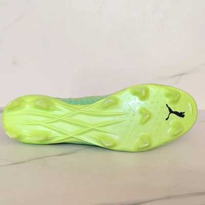 PUMA ULTRA 1.3 FG stoplis focicipő 
