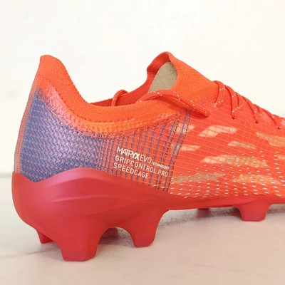 PUMA ULTRA 1.3 FG stoplis focicipő 