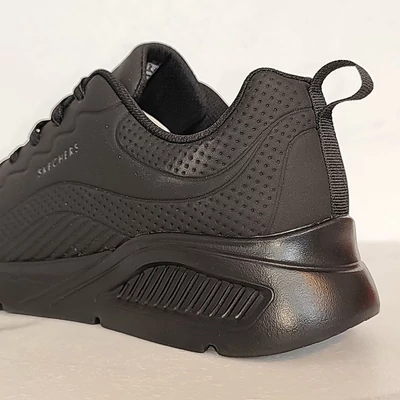 Skechers Uno Lite-Lighter One utcai cipő (1x használt)