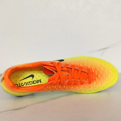 NIKE MAGISTA OPUS SG-PRO ACC éles focicipő (próbatermék)