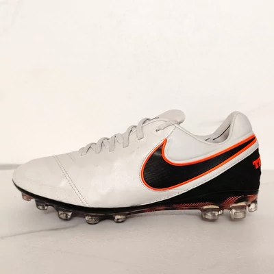 NIKE TIEMPO LEGEND VI AG-R oldalnézet