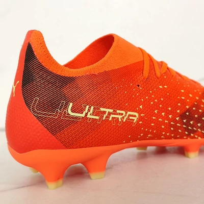 Puma Ultra Match FG stoplis focicipő 