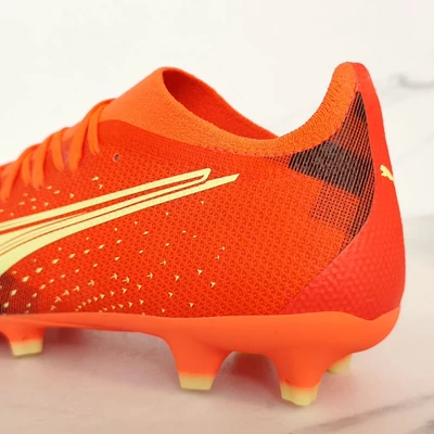 Puma Ultra Match FG stoplis focicipő 
