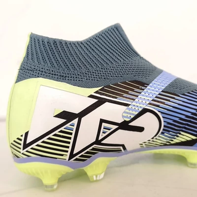 PUMA FUTURE 7 MATCH+ LL FG stoplis focicipő 