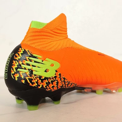 NEW BALANCE TEKELA V4 PRO FG stoplis focicipő