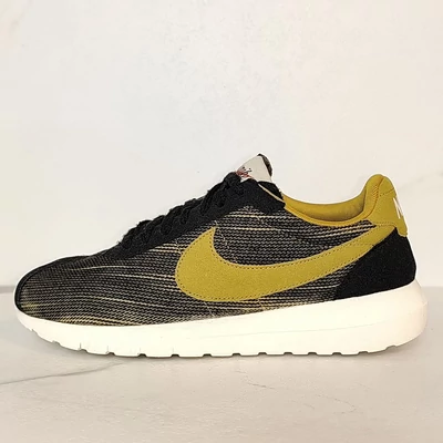Nike Womens WMNS Roshe női cipő
