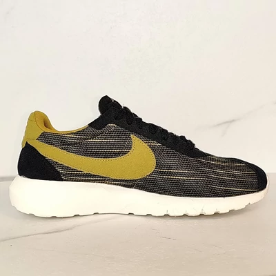 Nike Womens WMNS Roshe női cipő