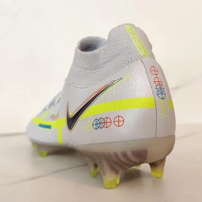 Nike Phantom GT2 Elite DF FG Futballcipő
