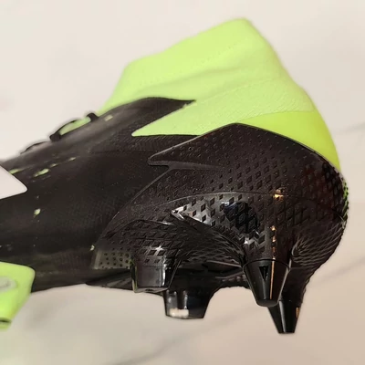 ADIDAS PREDATOR MUTATOR 20.1 SG futballcipő