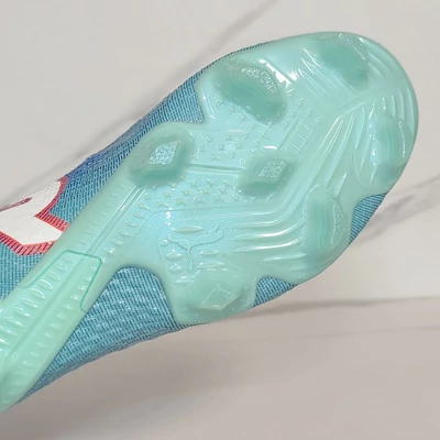 Puma Future 7 Ultimate Low FG stoplis focicipő