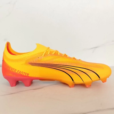 PUMA ULTRA ULTIMATE FG stoplis focicipő 