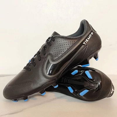 NIKE TIEMPO LEGEND 9 ACADEMY FG stoplis focicipő DA117-001