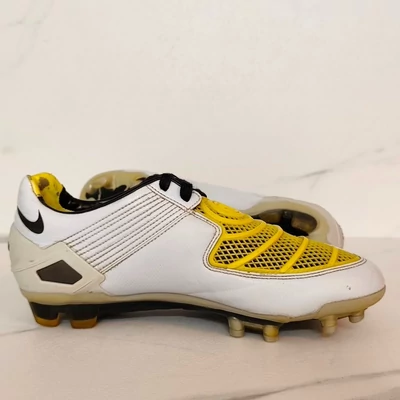 NIKE TOTAL 90 LASER I FG stoplis focicipő (használt)