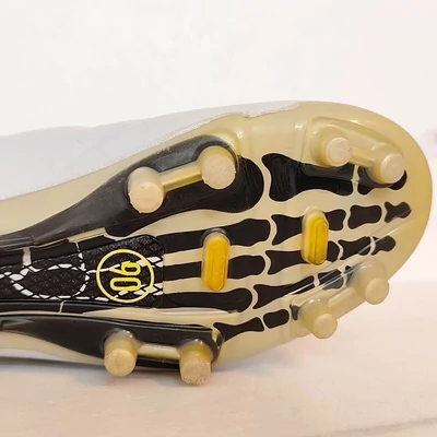 NIKE TOTAL 90 LASER I FG stoplis focicipő (használt)