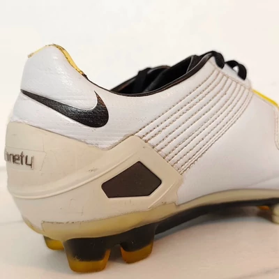 NIKE TOTAL 90 LASER I FG stoplis focicipő (használt)