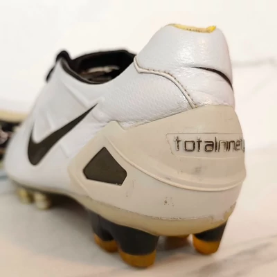 NIKE TOTAL 90 LASER I FG stoplis focicipő (használt)