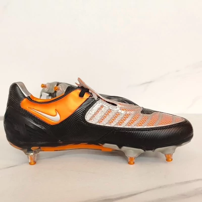NIKE TOTAL 90 LASER II SG éles focicipő