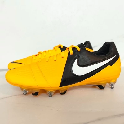 NIKE CTR360 MAESTRI III SG-PRO éles focicipő