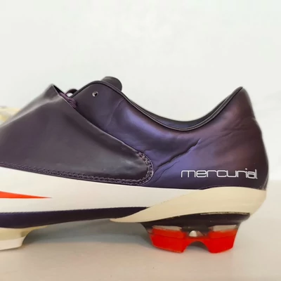 NIKE MERCURIAL VAPOR V FG stoplis focicipő (használt)
