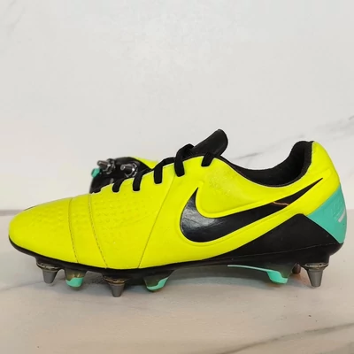 NIKE CTR360 MAESTRI III SG-PRO éles focicipő (használt)