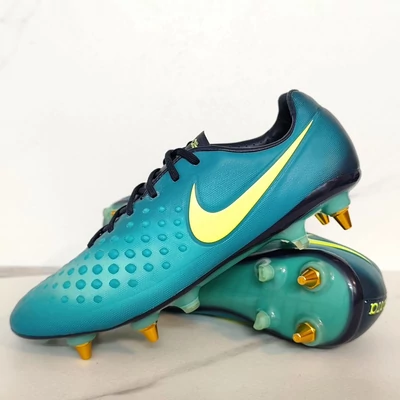 NIKE MAGISTA OPUS II SG-PRO éles focicipő 844597-375