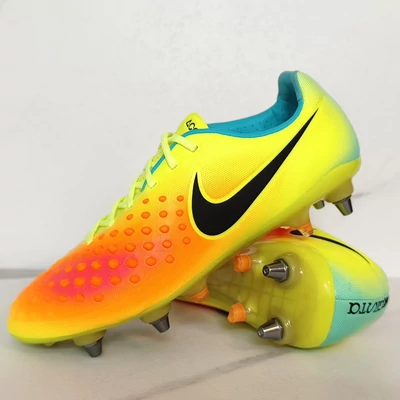 NIKE MAGISTA OPUS II SG-PRO éles focicipő 844597-708