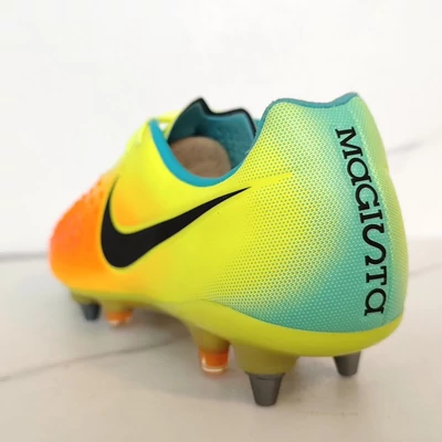 NIKE MAGISTA OPUS II SG-PRO éles focicipő