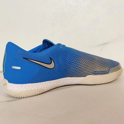 NIKE REACT PHANTOM GT PRO IC teremcipő