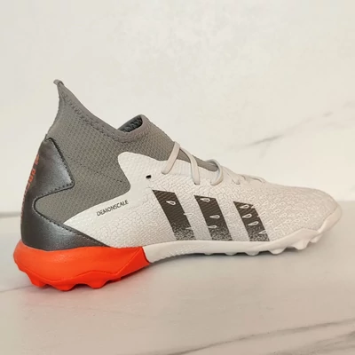 ADIDAS PREDATOR FREAK .3 TF műfüves focicipő