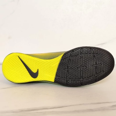 NIKE MERCURIAL VAPOR 13 ACADEMY MDS IC teremcipő