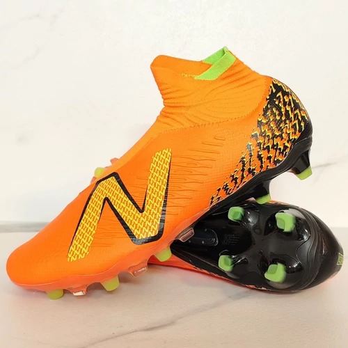 NEW BALANCE TEKELA V4 PRO FG stoplis focicipő
