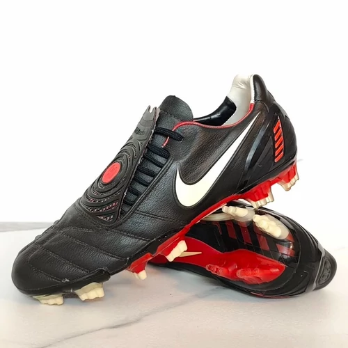 NIKE TOTAL 90 LASER II FG stoplis focicipő