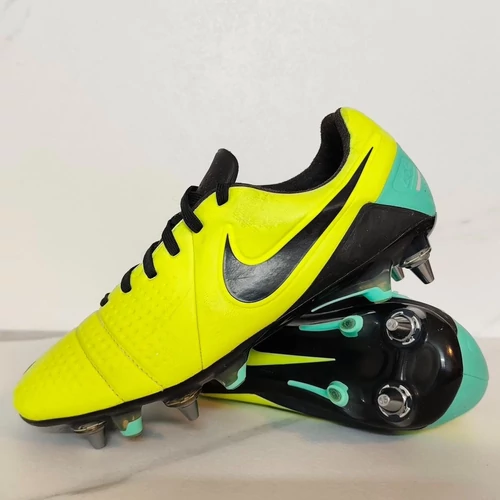 NIKE CTR360 MAESTRI III SG-PRO éles focicipő (használt)
