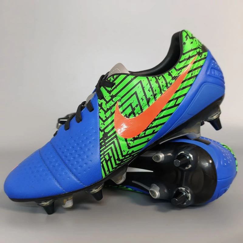 NIKE CTR360 TREQUARTISTA SG-PRO éles focicipő 