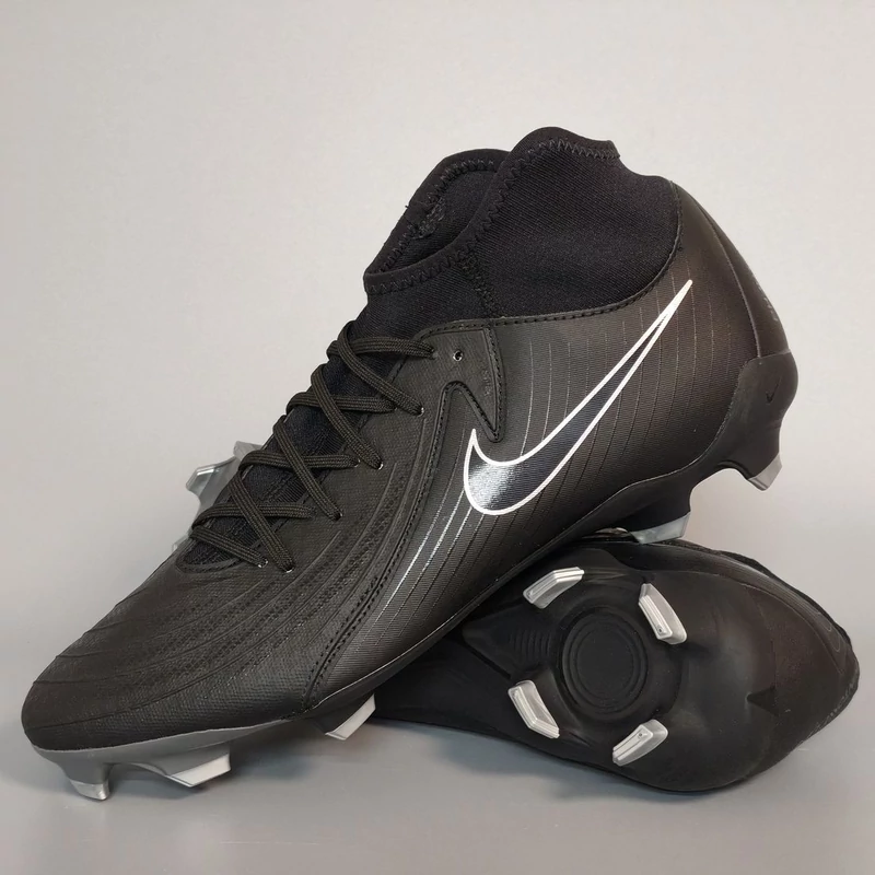 Nike Phantom LUNA II Academy FG futballcipő