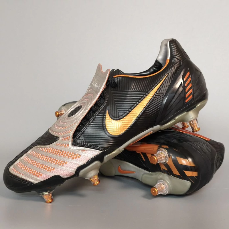 NIKE TOTAL 90 LASER II SG éles focicipő