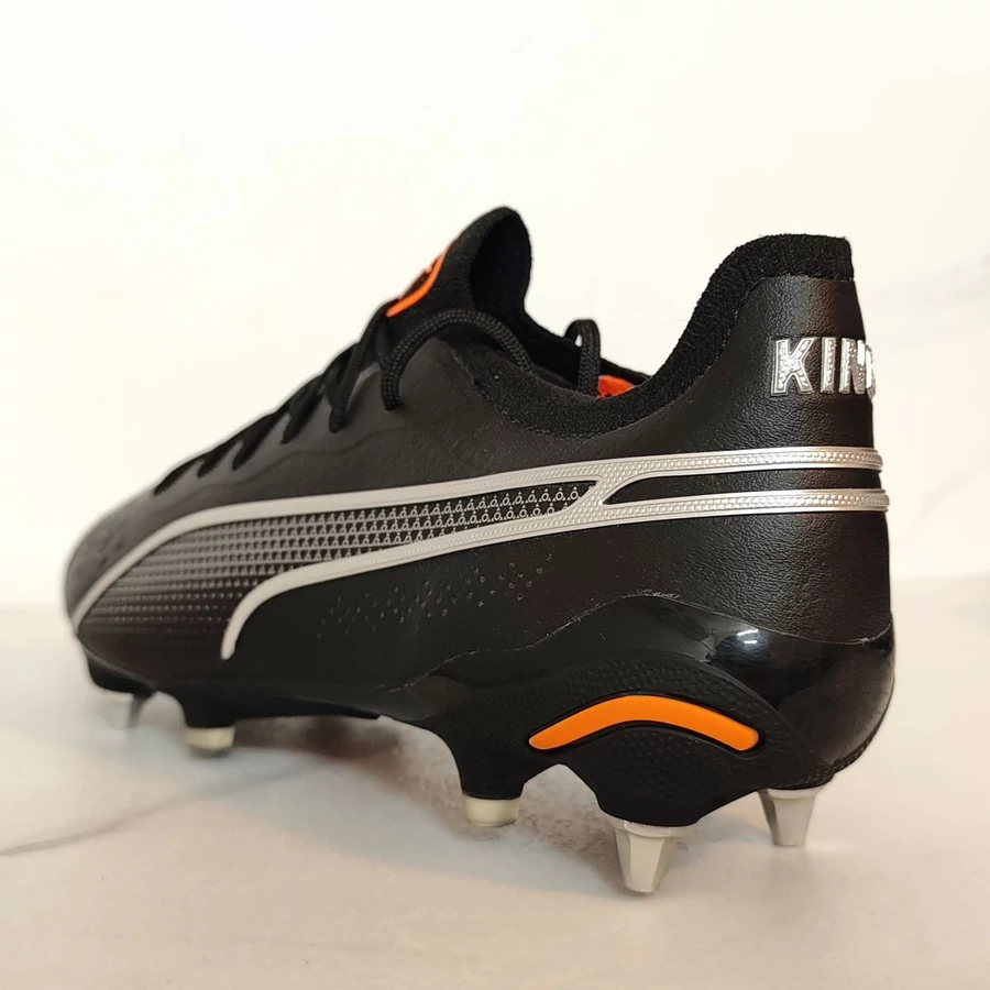 Puma KING ULTIMATE Mx SG éles focicipő