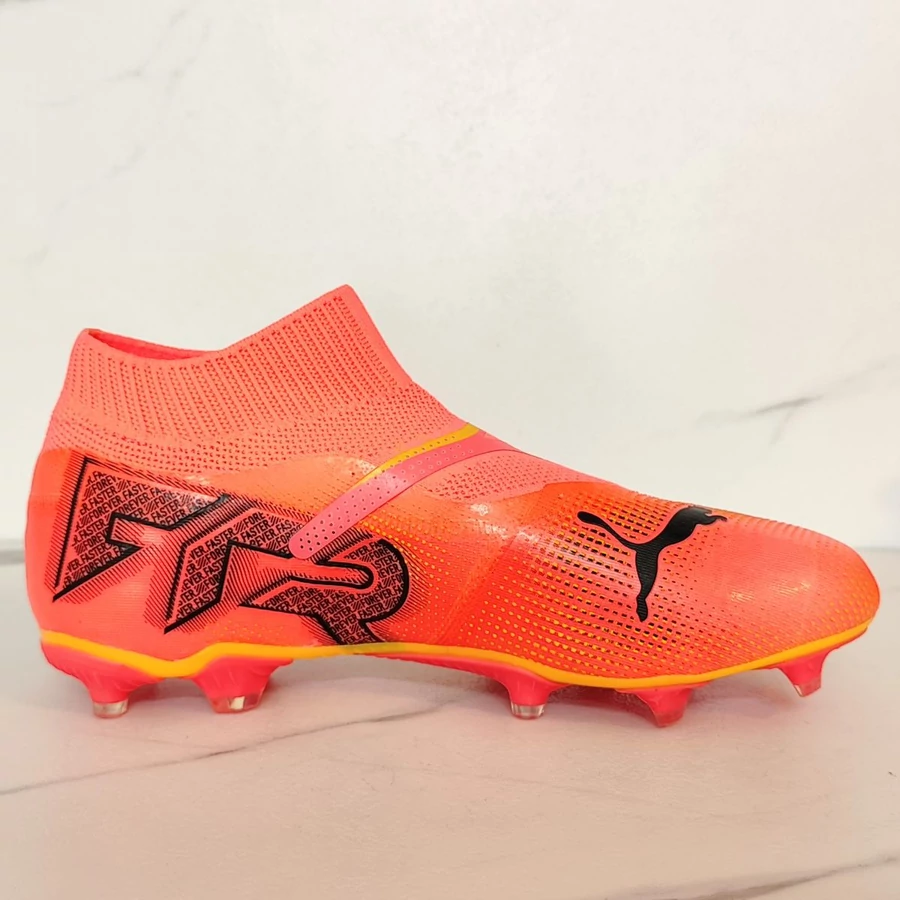 Puma FUTURE 7 MATCH+ LL FG stoplis focicipő 
