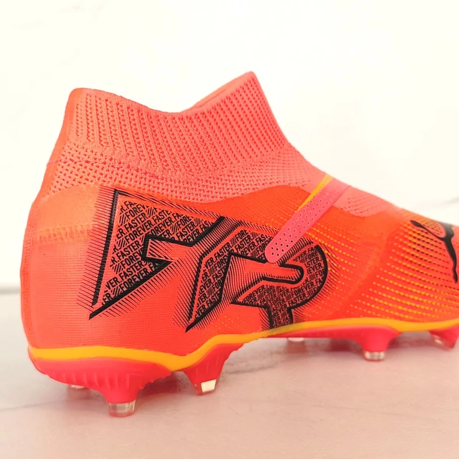Puma FUTURE 7 MATCH+ LL FG stoplis focicipő 