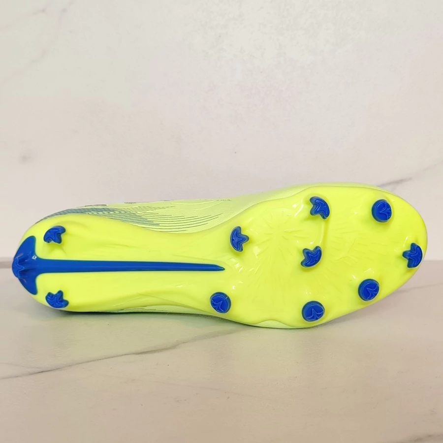 Puma Ultra 5 Play FG stoplis focicipő 