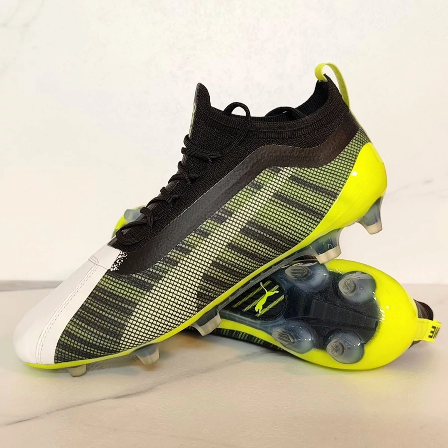 PUMA ONE 5.1 FG stoplis focicipő 105578-03