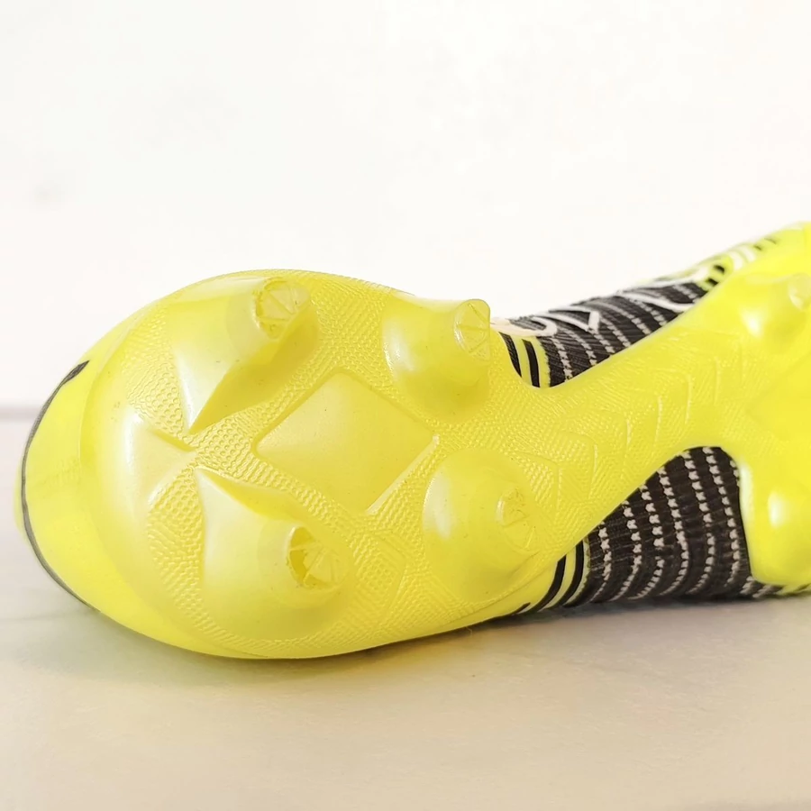 Puma Future Z 1.1 FG stoplis focicipő - PRÓBATERMÉK